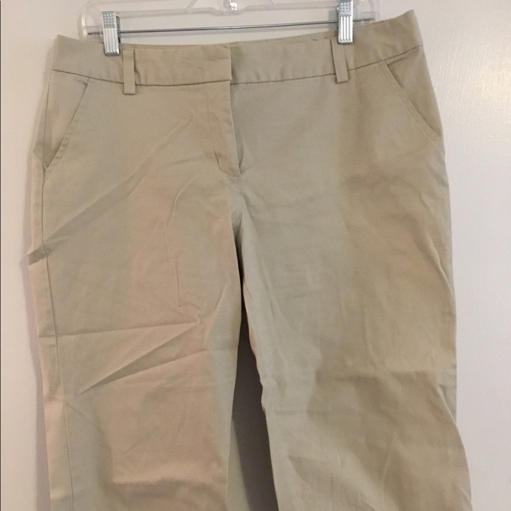 Capri pants